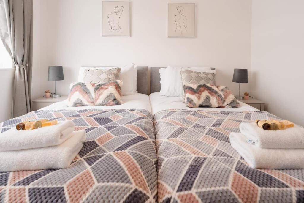 Prenton House, 3Br Close To Liverpool Birkenhead Exteriér fotografie