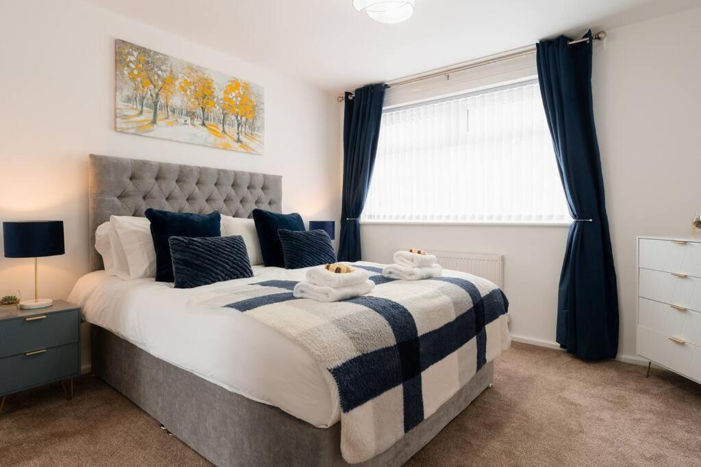 Prenton House, 3Br Close To Liverpool Birkenhead Exteriér fotografie